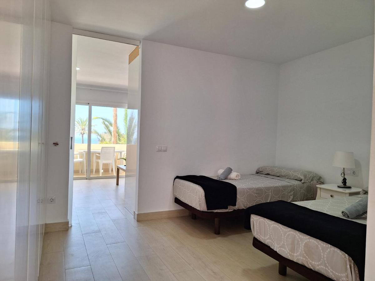 White And Quiet! Modern Apartment In San Agustin San Bartolomé Ngoại thất bức ảnh